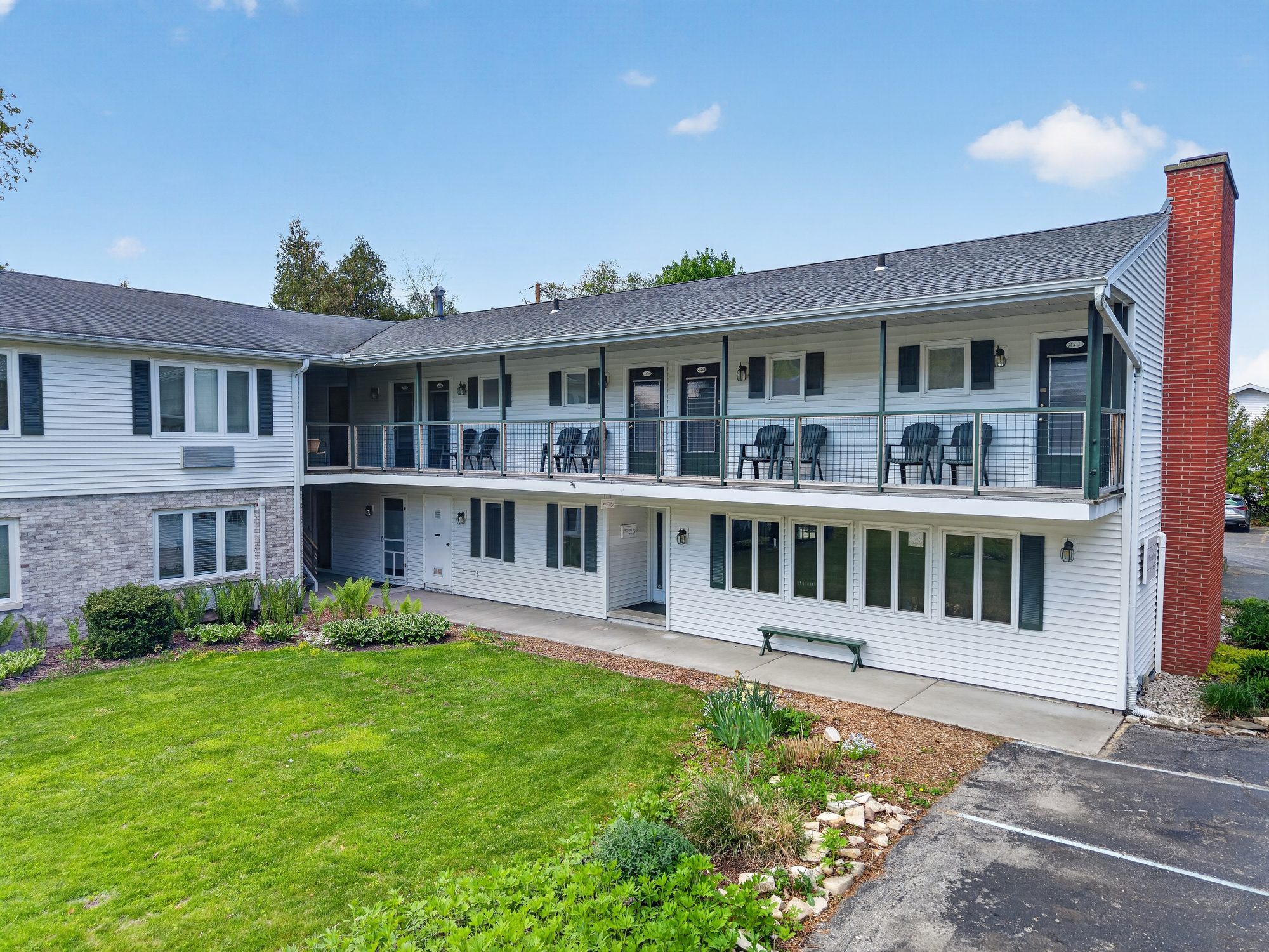 Aerial view of The Wilder Inn and Eagle Harbor, Ephraim WI